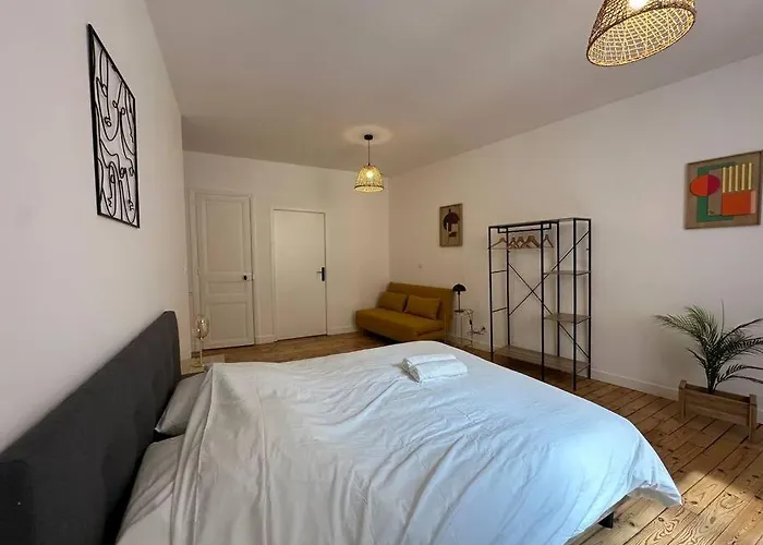 New Delhi, Ambiance Accueillante Et Eclatante Lägenhet *